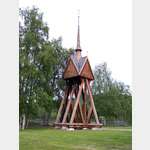 Der Glockenturm der Kvikkjokk-Kirche
