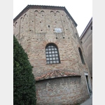 Bapisterium Neoniano, Ravenna