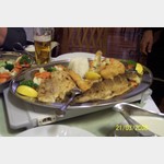 Fischplatte an Karfreitag im Restaurant "Marben" in Hegyk