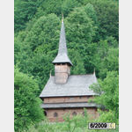 Kleine Holzkirche bei Viseu de Jos (Maramures, Rumnien)